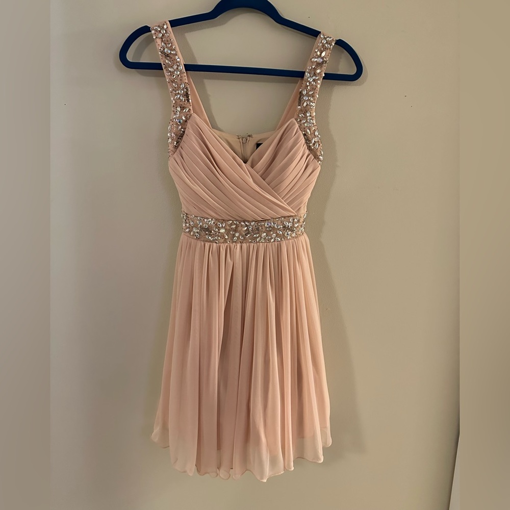Light pink dress. Size small. Great for weddings.